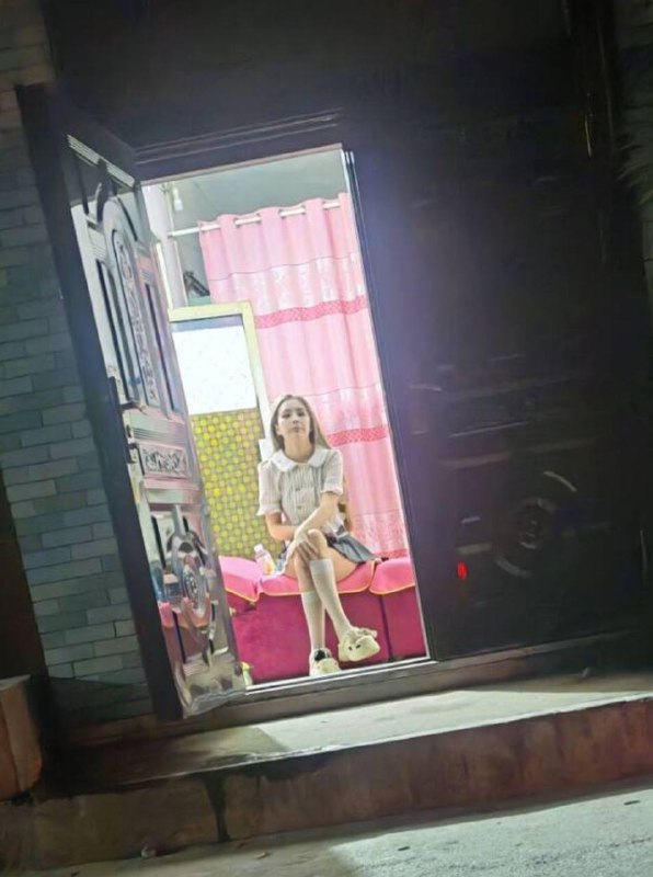 三官庙苏苏这个黄头发，导航搜索